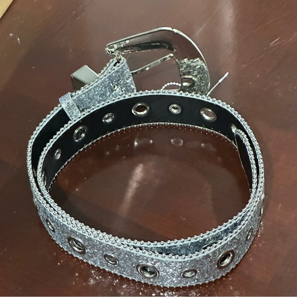 Rhinestone Belt Silver - Picture 7 of 7